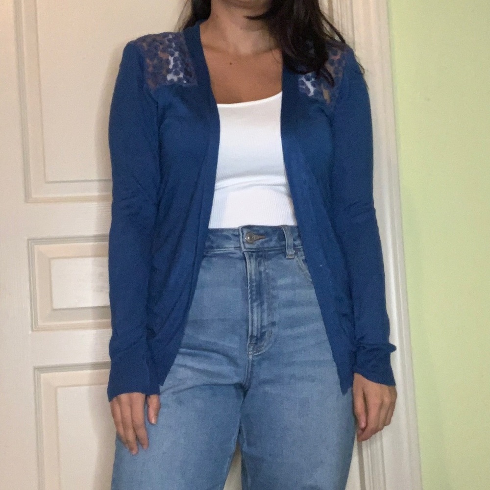 Blue Flower Back cardigan